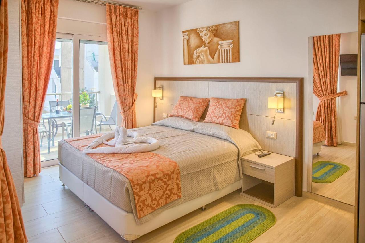 Haraki Bay Hotel And Luxury Apartments Kültér fotó